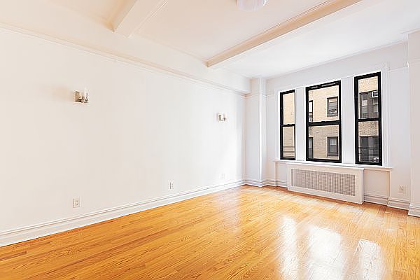 1st image of 200 W 90th St #7J