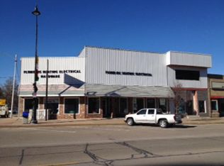 104 N Chestnut St, Wenona, IL 61377
