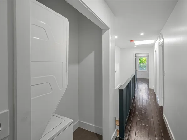 325 W Lorraine Ave, Baltimore, MD 21211
