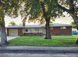 312 Grant St, Quinter, KS 67752