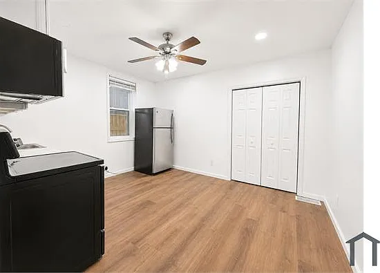 318 N Paca St #4 — Photo 1