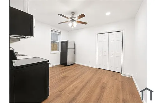 318 N Paca St Photo 1