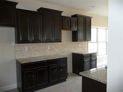 4th image of 648 Maidencane Dr