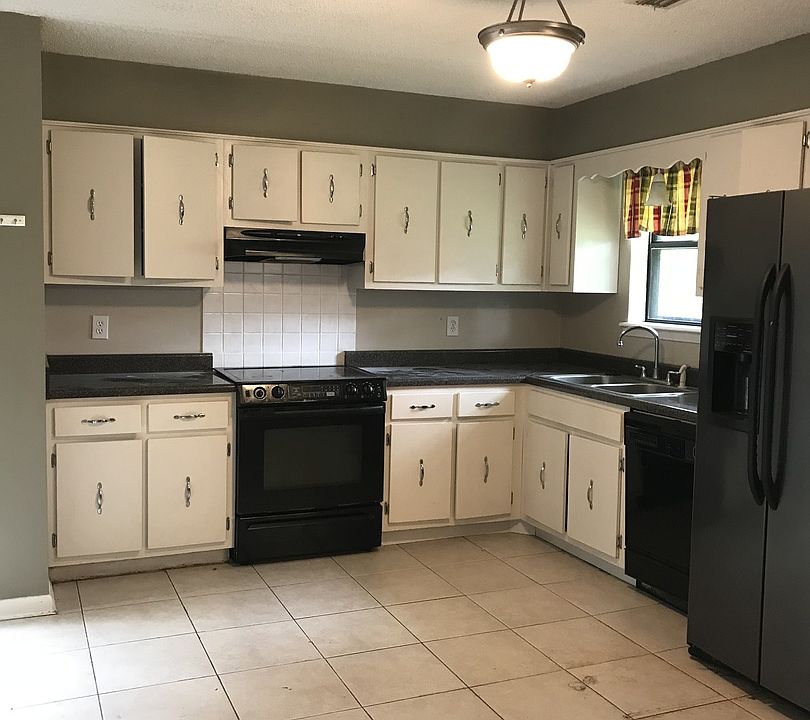 1st image of 6088 Barrentine Dr