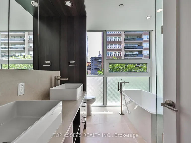 101 Erskine Ave #Townhouse 10 — Photo 25
