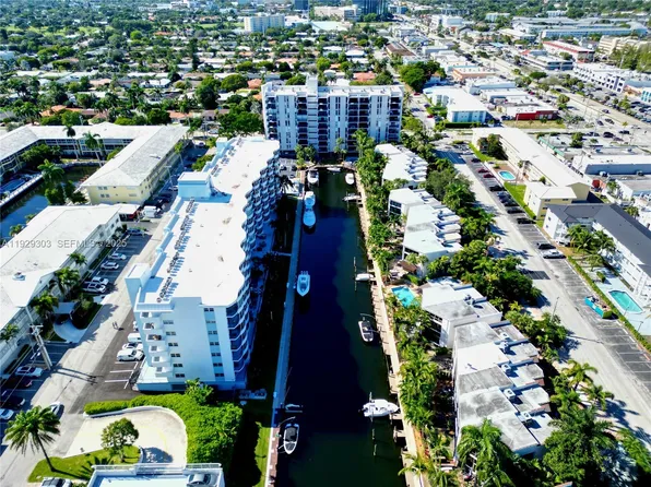 3051 NE 48th St APT 307, Fort Lauderdale, FL 33308