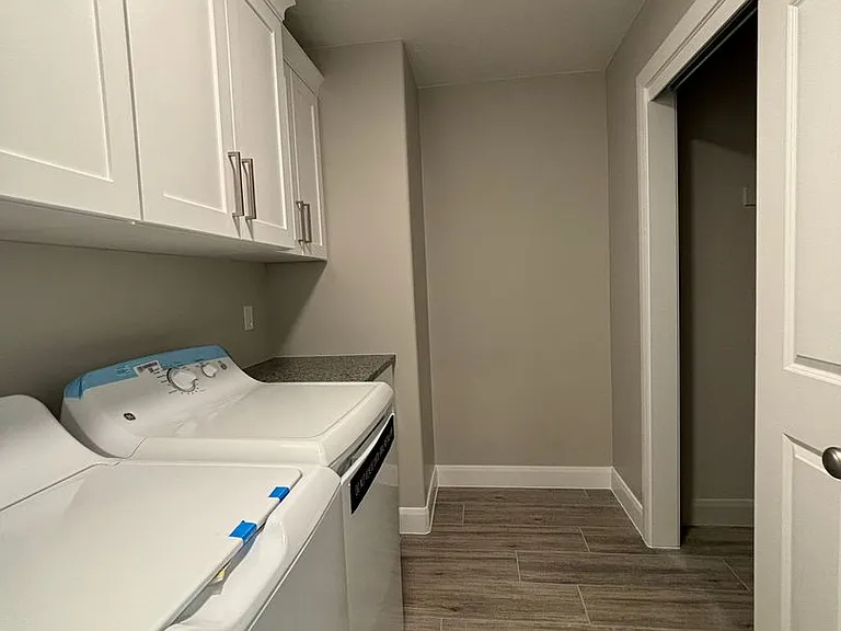 1042 S 1450 East St #22 — Photo 18