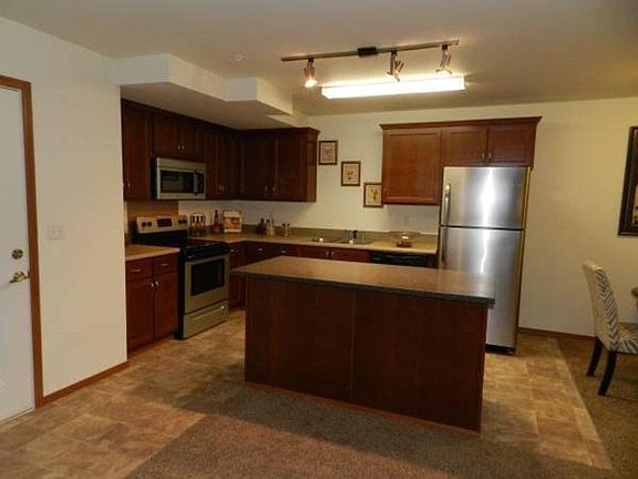 2nd image of 1421 Evergreen Park Dr SW Unit 304