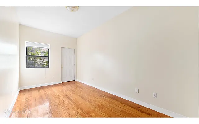 Sold by Douglas Elliman | media 20