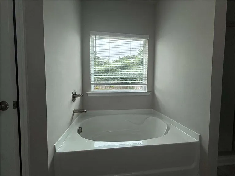 1571 Winding Ridge Trl — Photo 15