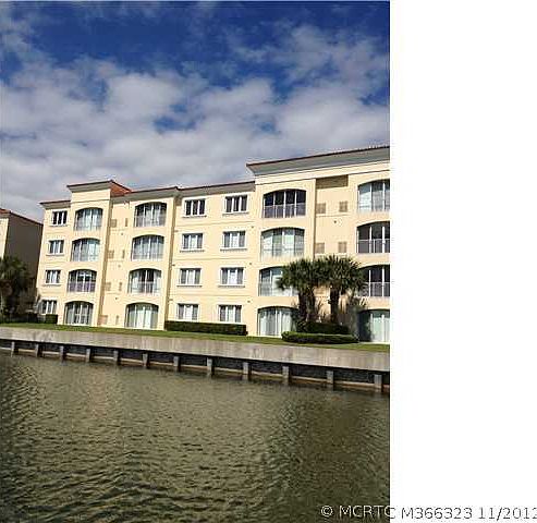 1st image of 5 Harbour Isle Dr #Penthouse 05