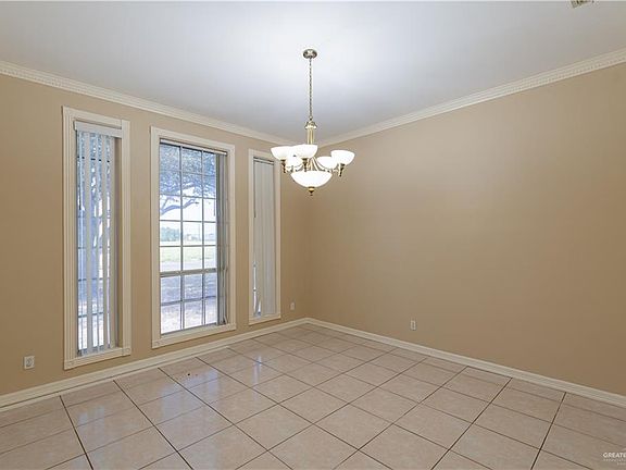 5th image of 3900 Ulex Ave