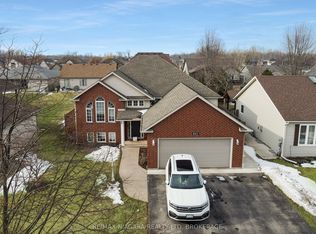 865 Canada Dr, Fort Erie, ON L2A6S5