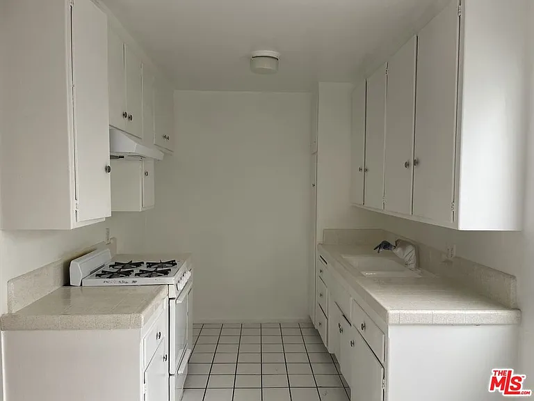 3749 Veteran Ave #1 — Photo 8