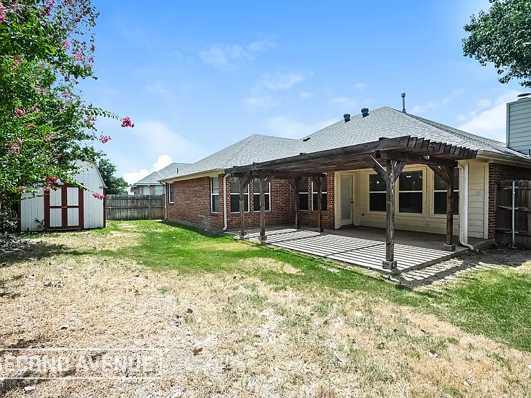 302 Charlie Way — Photo 18