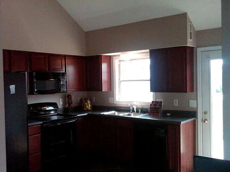 3189 Sweet Clover Ln — Photo 8