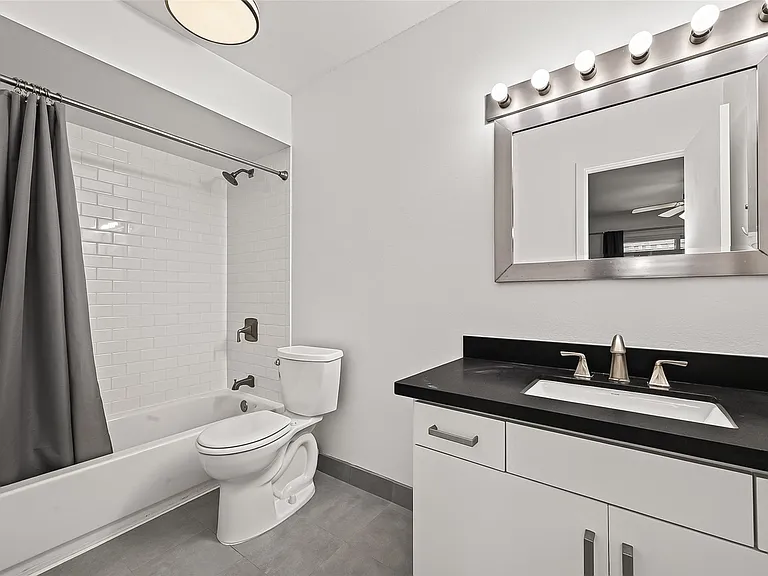 5524 Beverlyhill St #2 — Photo 34