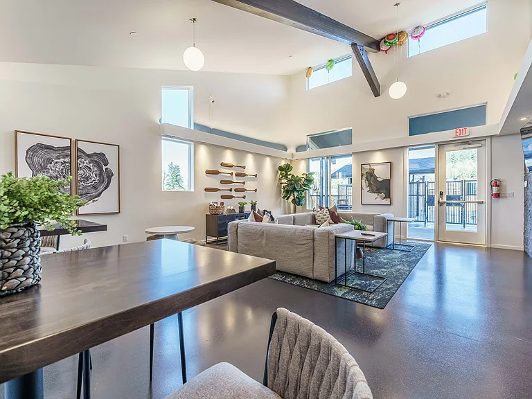 8989 N Kale Cir — Photo 49