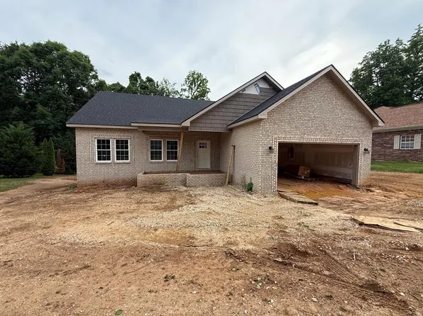 103 Lab Dr, Buchanan, TN 38222