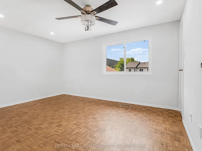 Trowbridge Dr — Photo 19