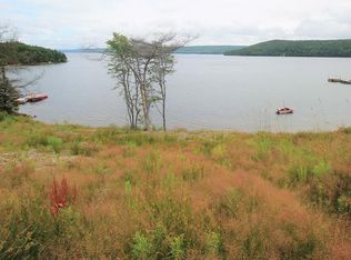 13 Main St, Grand Bank, NL A0E1W0