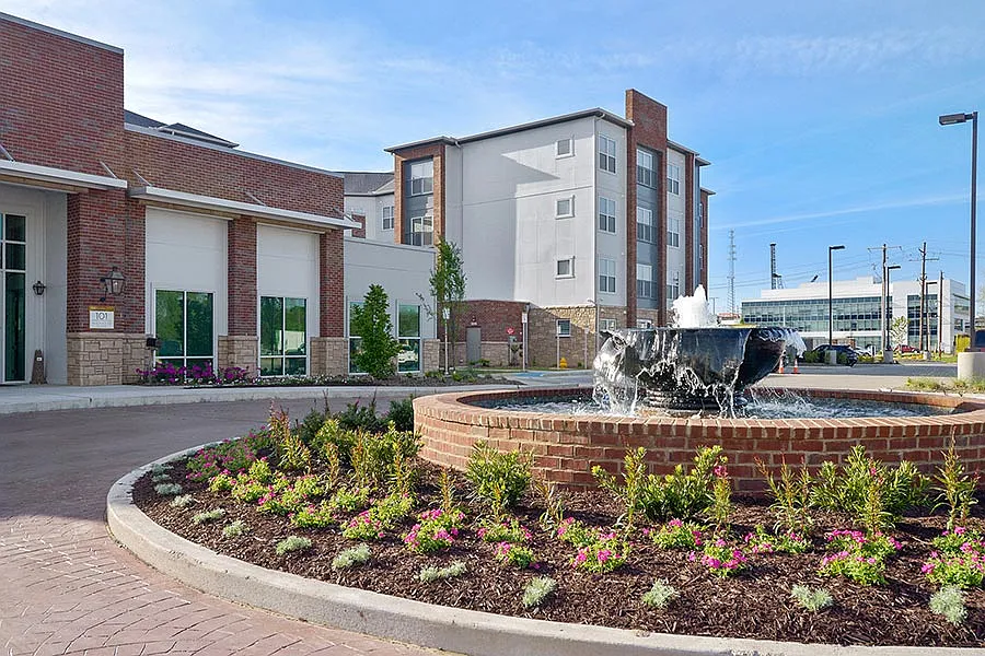 River House Apartments