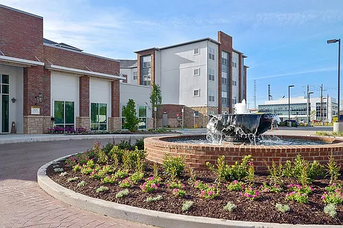 River House Apartments Photo 1