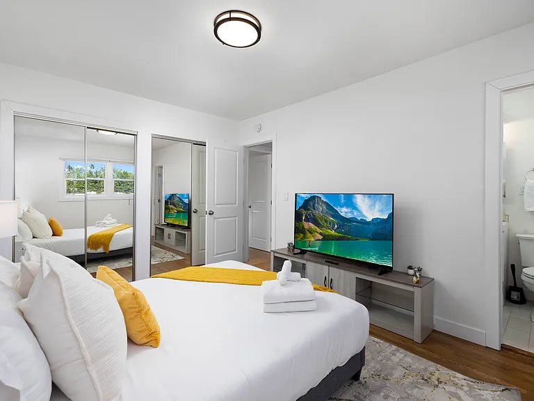 18132 Rainier Dr — Photo 18