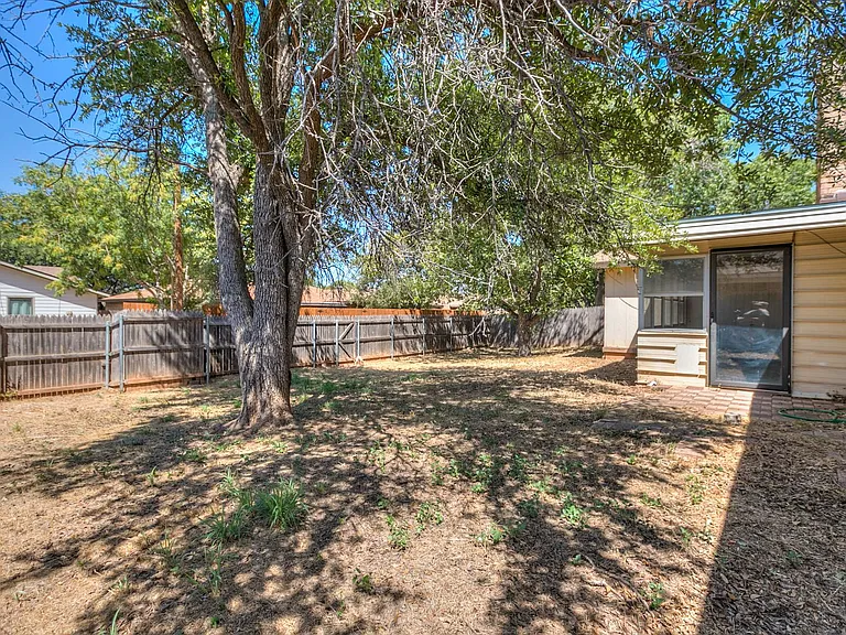 3846 Deerfield Rd — Photo 26