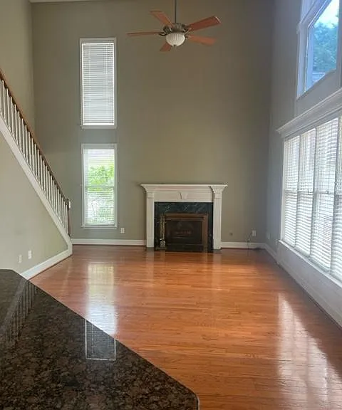 585 Oakmont Hl — Photo 7