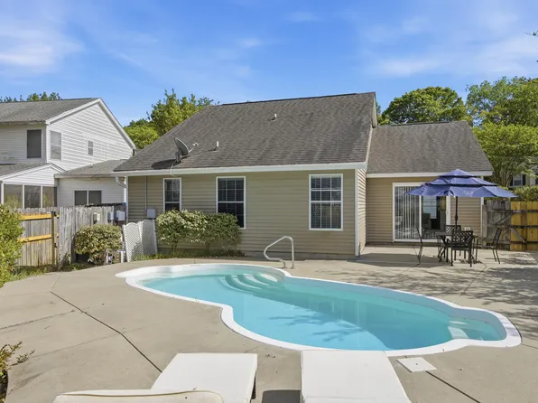 1929 Treebark Dr, Charleston, SC 29414