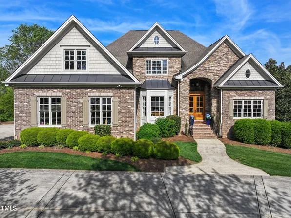 6101 Delshire Ct, Raleigh, NC 27614