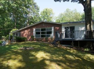 104 Mandalay Rd, Gainesville, GA 30501