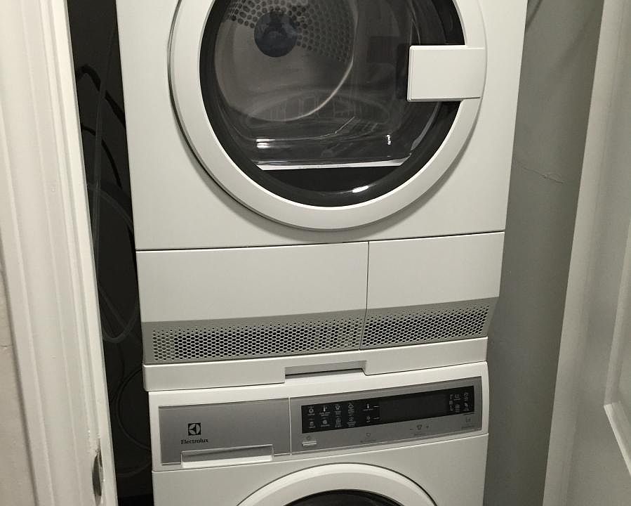 2nd image of 56 Clearway St APT 6A