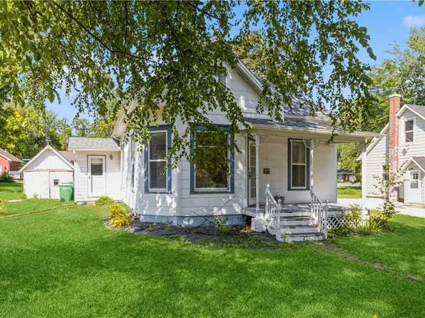 203 Percival Ave, Dallas Center, IA 50063