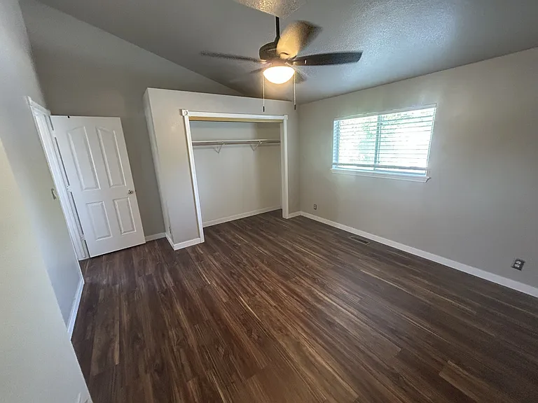 2081 S Shoshone St #S — Photo 17
