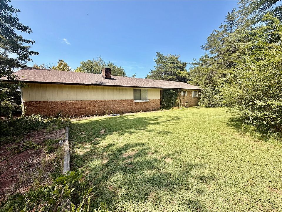 1st image of 110 Scenic Acres Ln W