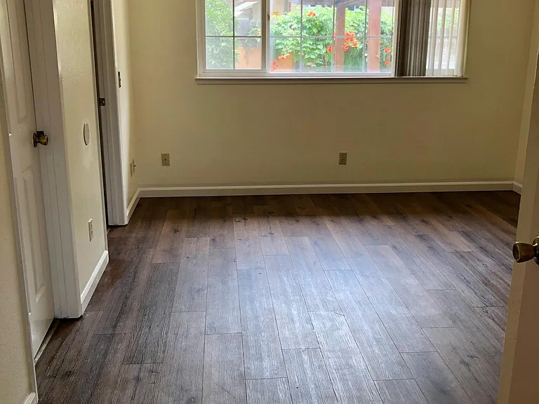 2704 Finlandia Ave — Photo 8
