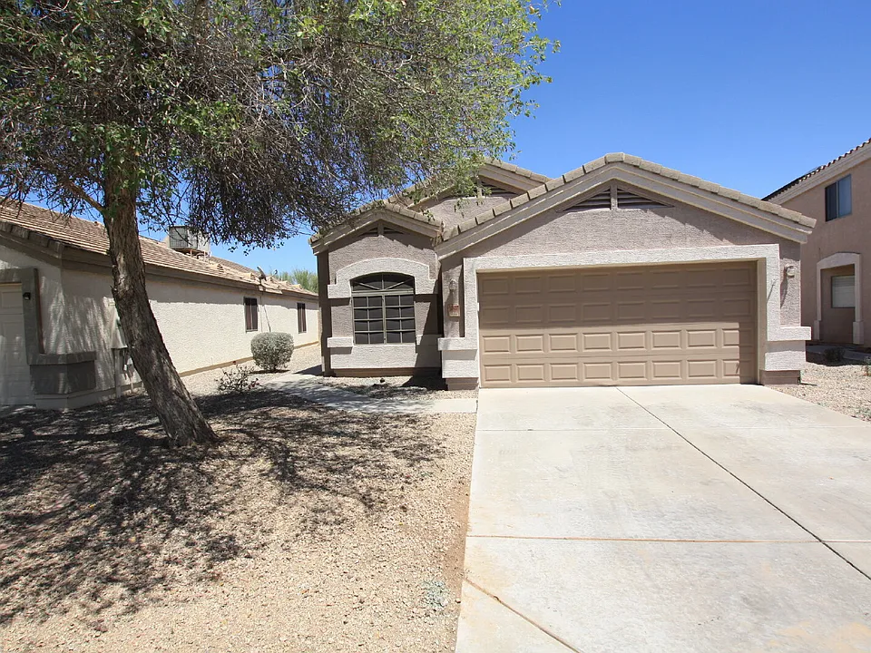 12437 W Via Camille