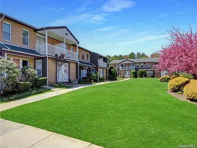 105 Artist Lake Dr — Photo 2