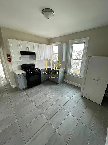 28 Wainwright St Photo 1