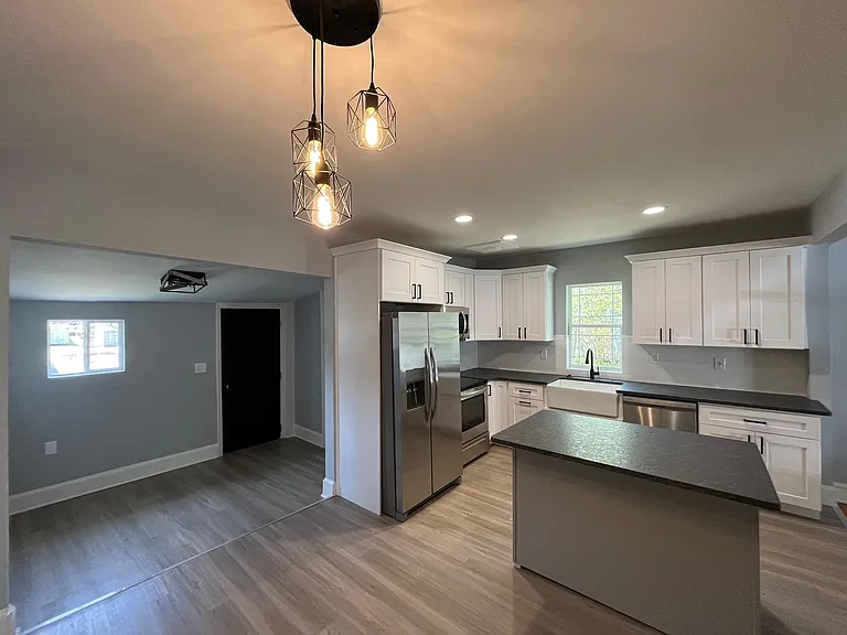27 Saco St — Photo 3