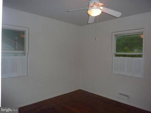 3rd image of 11005 Westmore Dr