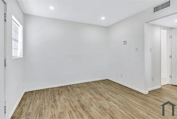 901 Bessie St #205 — Photo 6