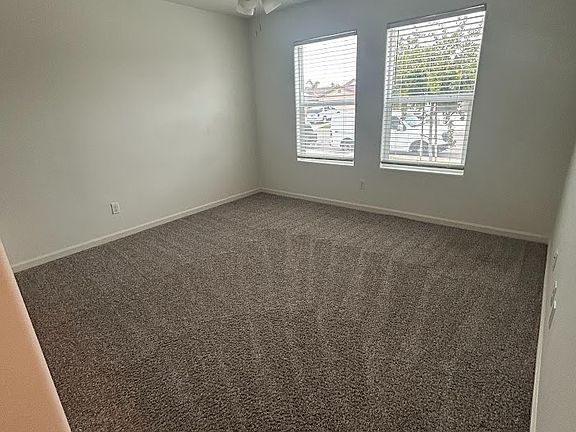 3rd image of 5715 Aquamarine Peak Dr