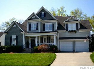 518 N Oak Dr, Huntersville, NC 28078