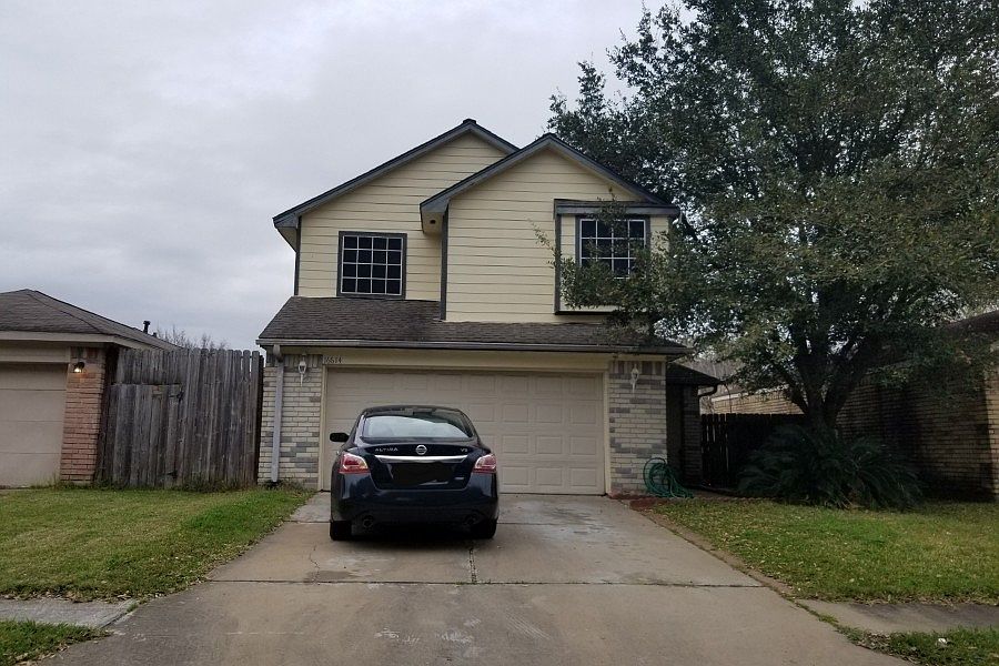 1st image of 16614 Vista Oak Dr
