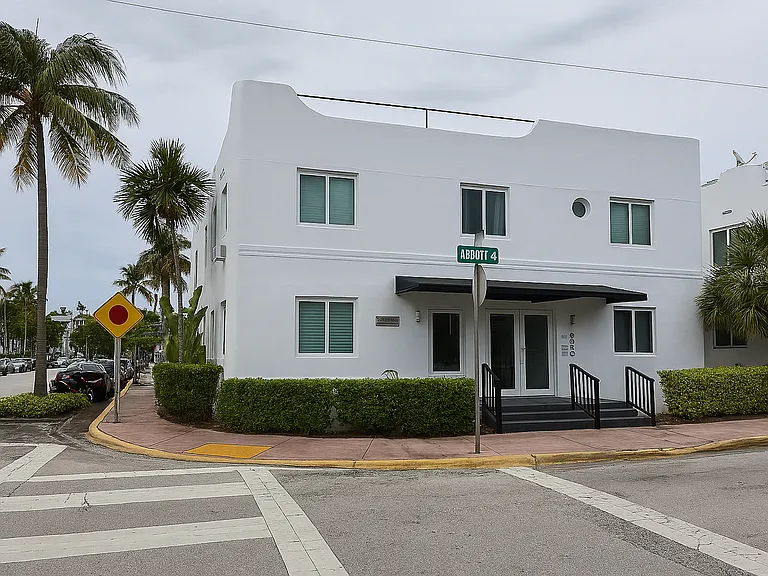 7700 Abbott Ave, Miami Beach, FL 33141 — Photo 11