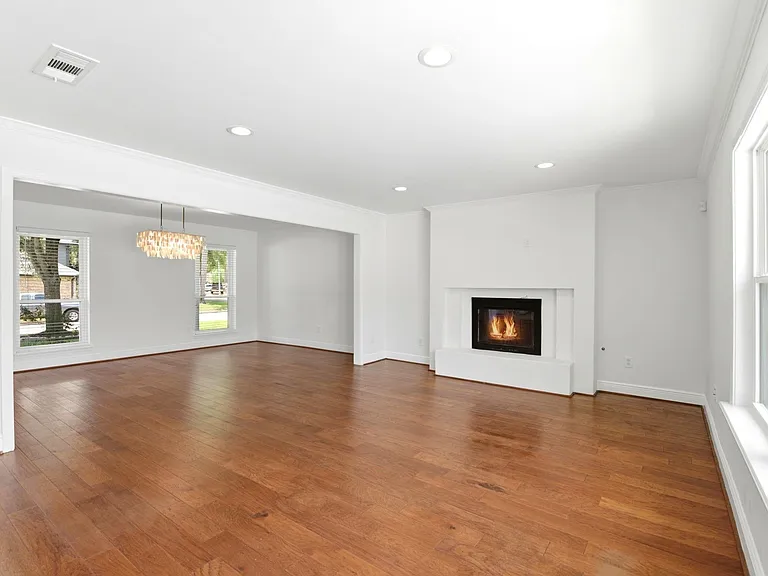 4810 Bayou Vista Dr — Photo 12