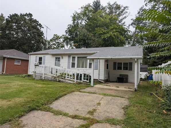 507 Shannon Dr, Greenville, IL 62246